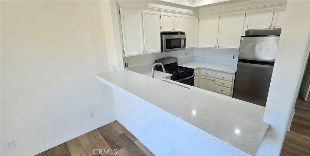 2110 Almeria Street 106, Corona, California 92879 home-pic-18